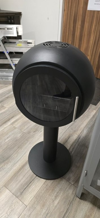 VOĽNE STOJACI KRB FOCUS STAND 1